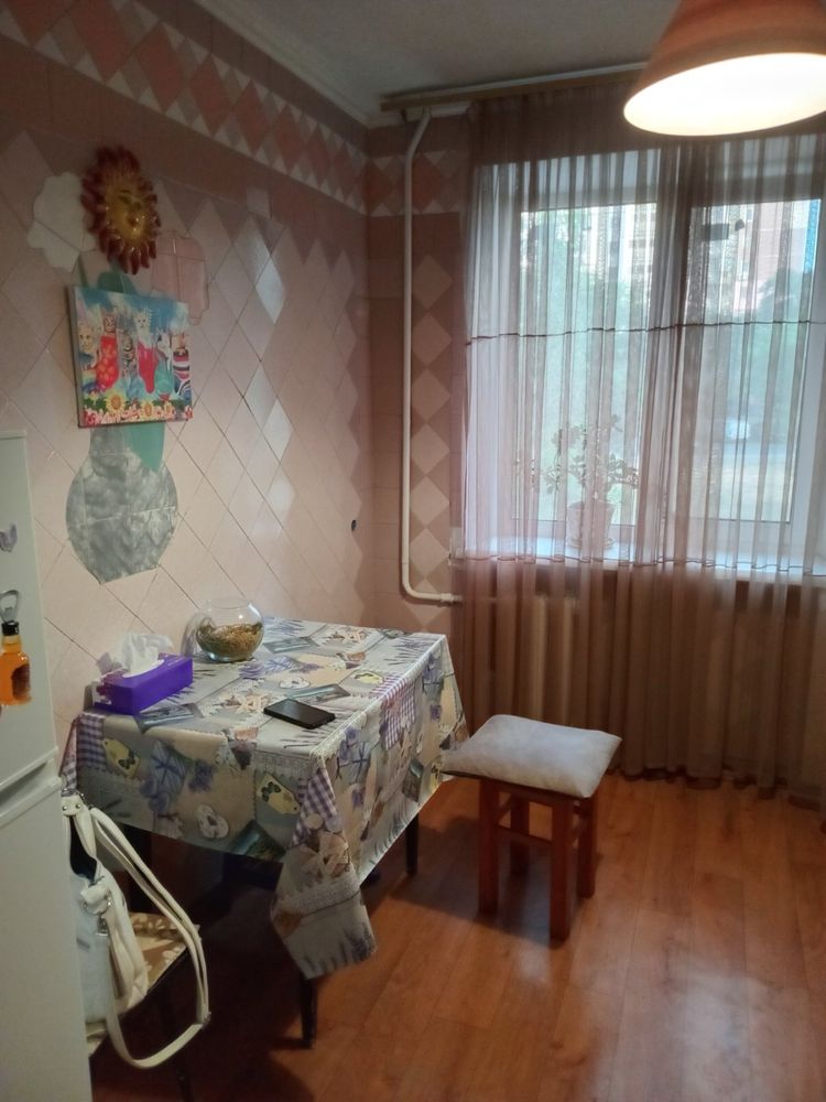 Продам 2х.кв. 2 эт.14этдома, ул.Чекаленко (Вильямса)