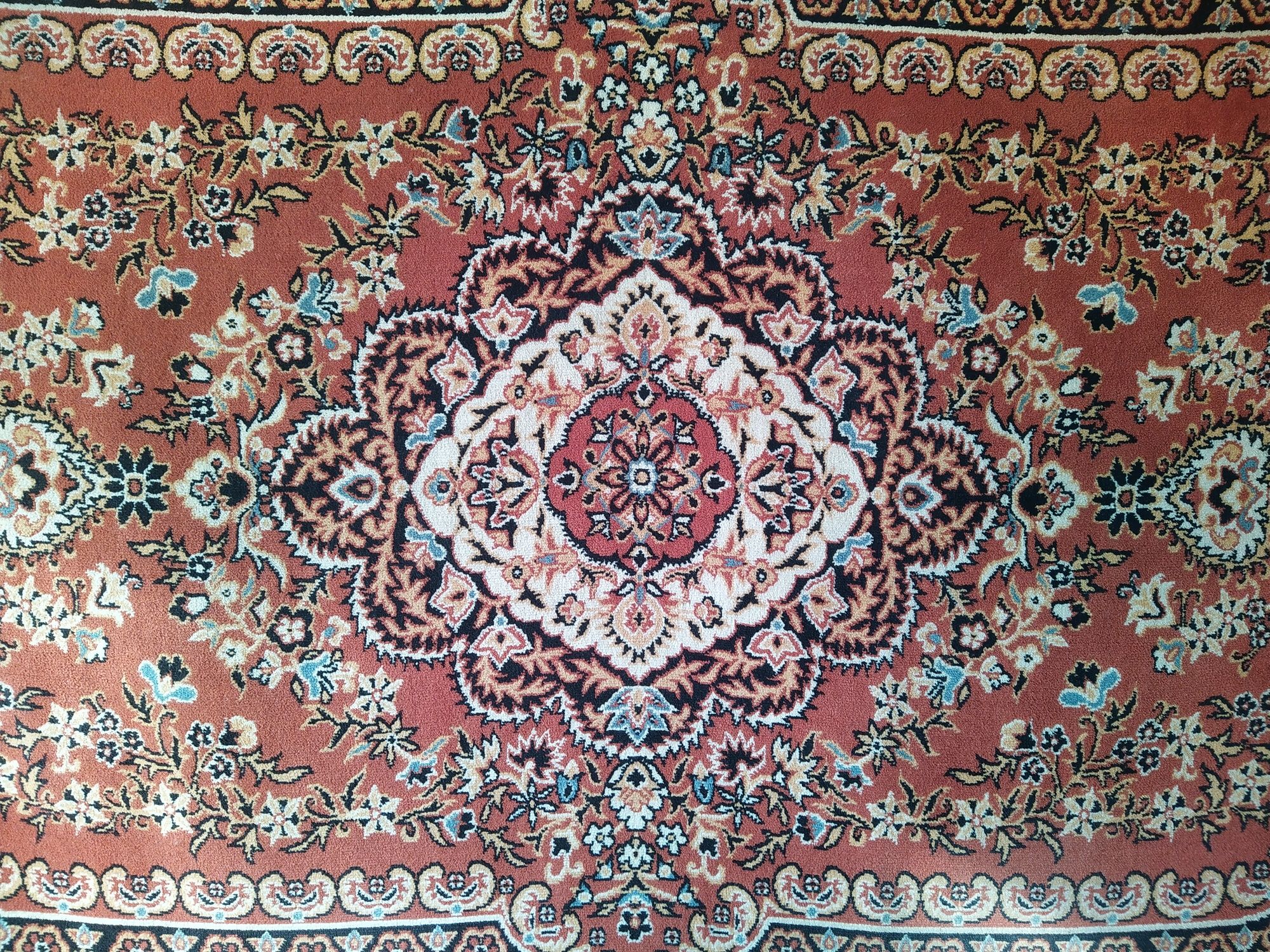 Продам ковер 3*2 метра. 1981г. Эстония.