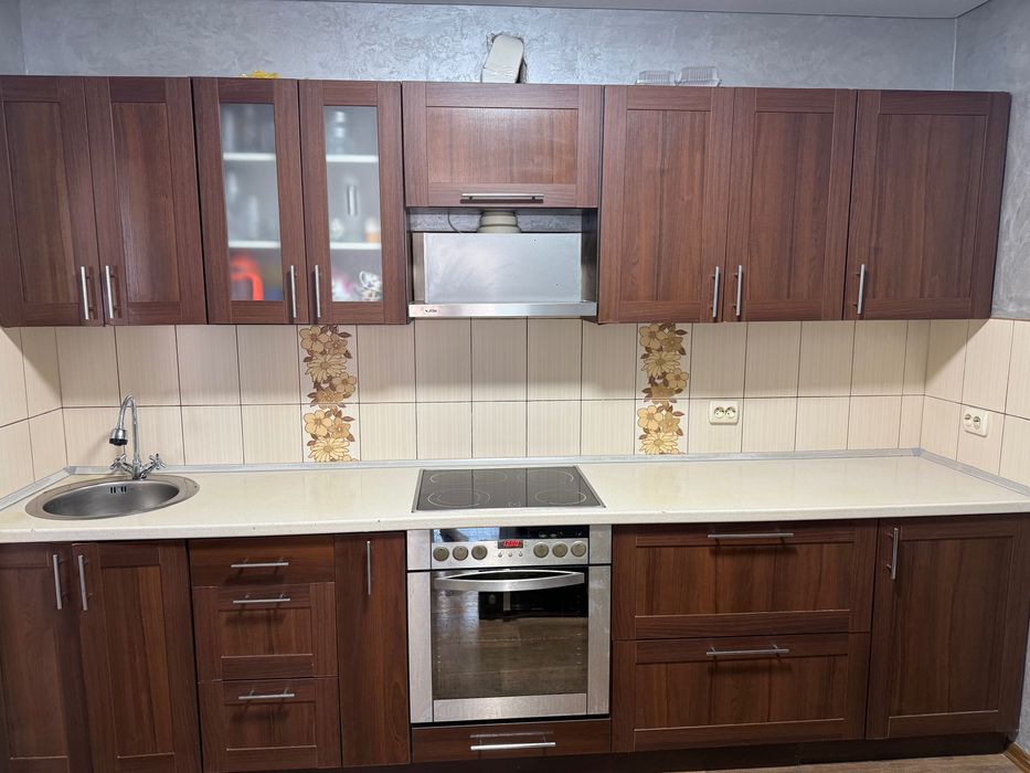 Продам кухню, вживану.