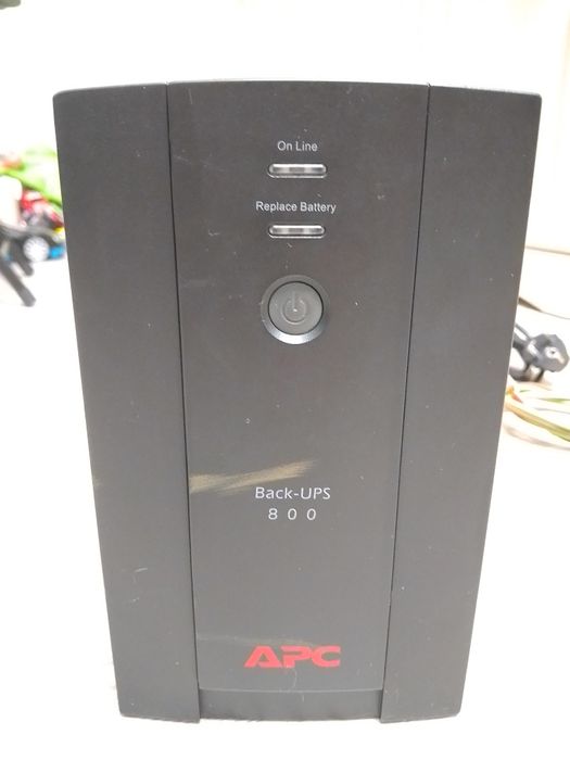 UPS APC back ups 800