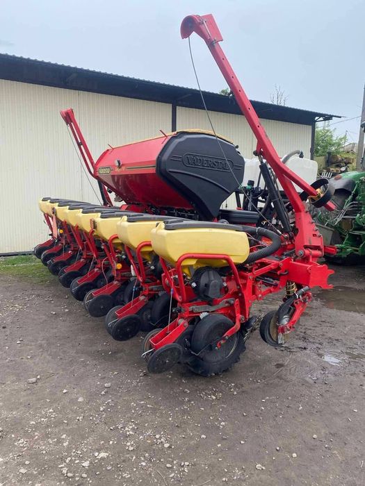 Продам Vaderstad Tempo F8 2017 рік З ЖКУ наробіток_9600
Vaderstad Tem