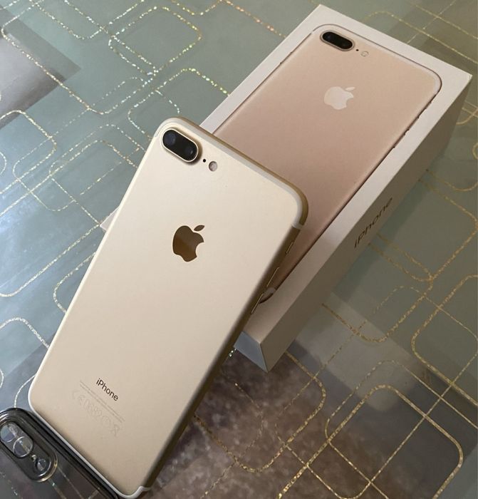 Продам iPhone 7 Plus 32 GB Gold