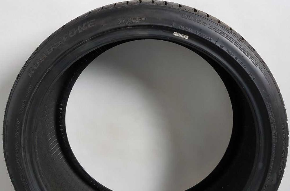 1x245/35r20 95Y Roadstone N8000