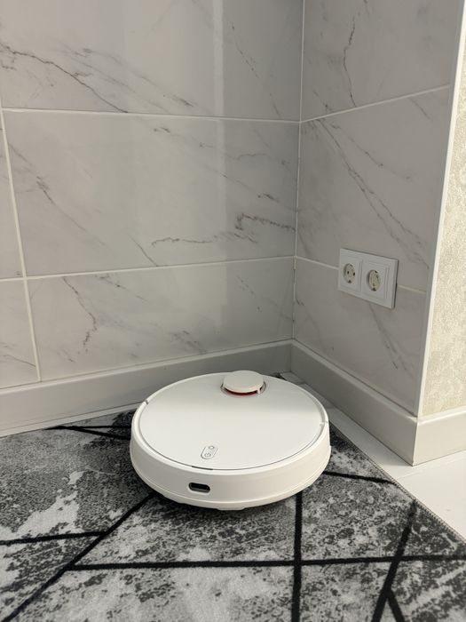 Робот пилосос Xiaomi Vacuum S10 з вологим прибиранням.