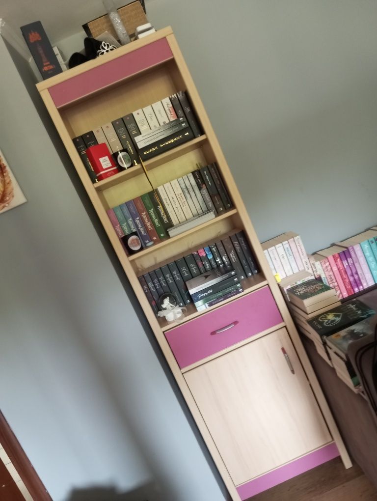 Komplet mebli biurko szafa komoda półka