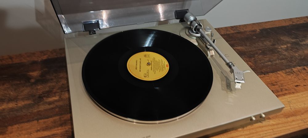 Gramofon denon DP-300F