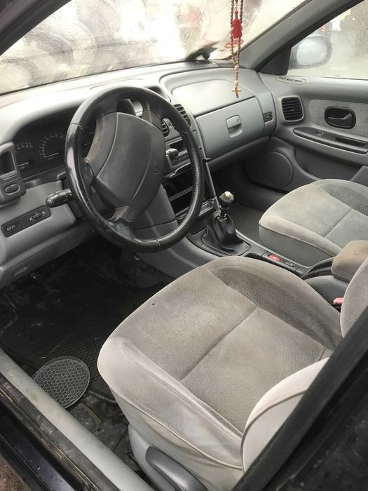 Renault Laguna1 2 шрот розборка запчастини стартер генератор мотор Кпп