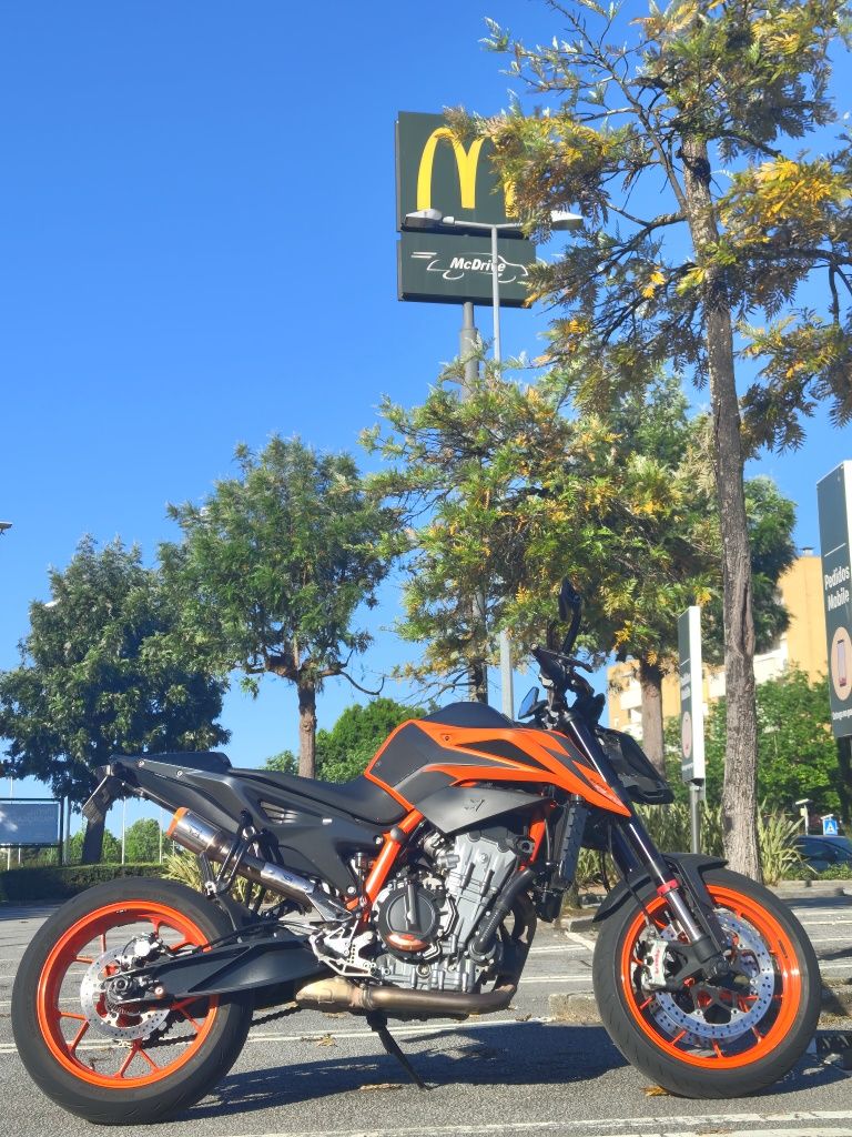 Vendo KTM 890 Duke R 2021