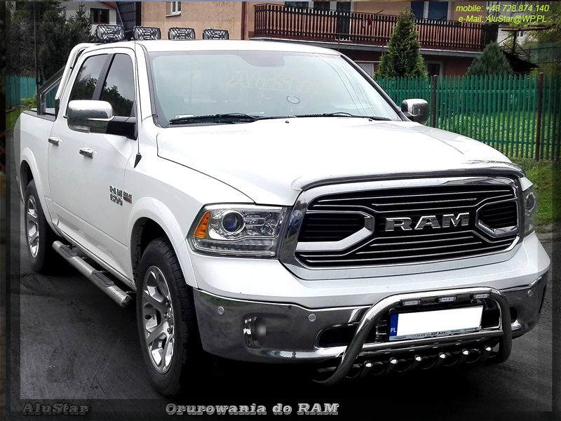 Dodge Ram Podesty Orurowanie Montaz Halogeny