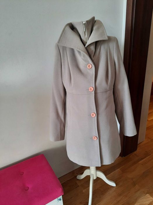 Elegancki płaszcz ciążowy r.M 40/42 beżowy