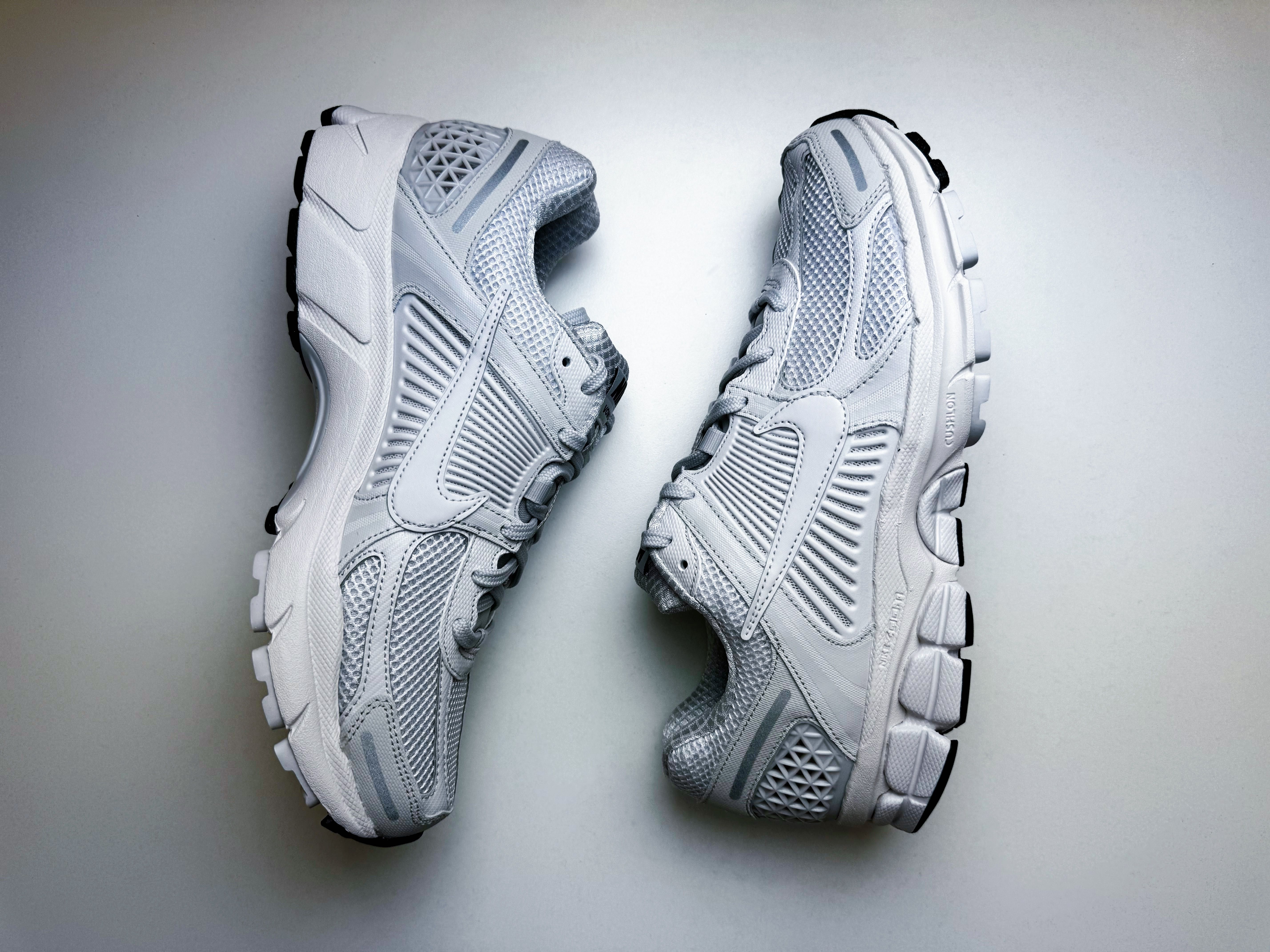 Nike Zoom Vomero 5 SP Vast Grey White 8 41 26cm pegasus