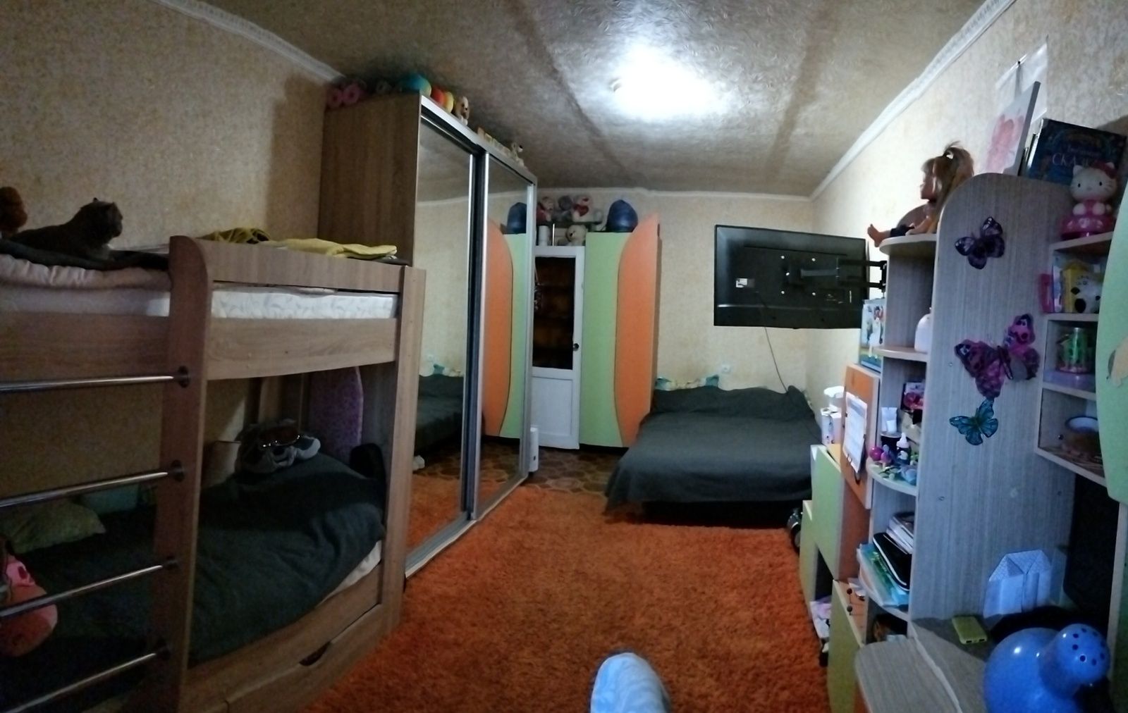 Продам чудову 1-кімнатну квартиру на Дніпробуді anst