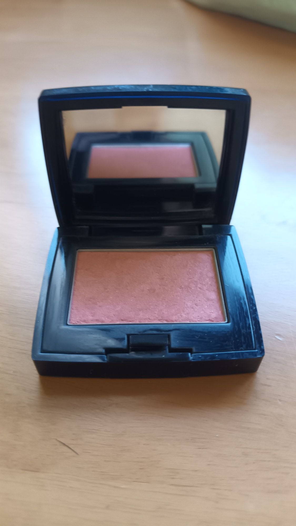 Blush rosa da marca Dior