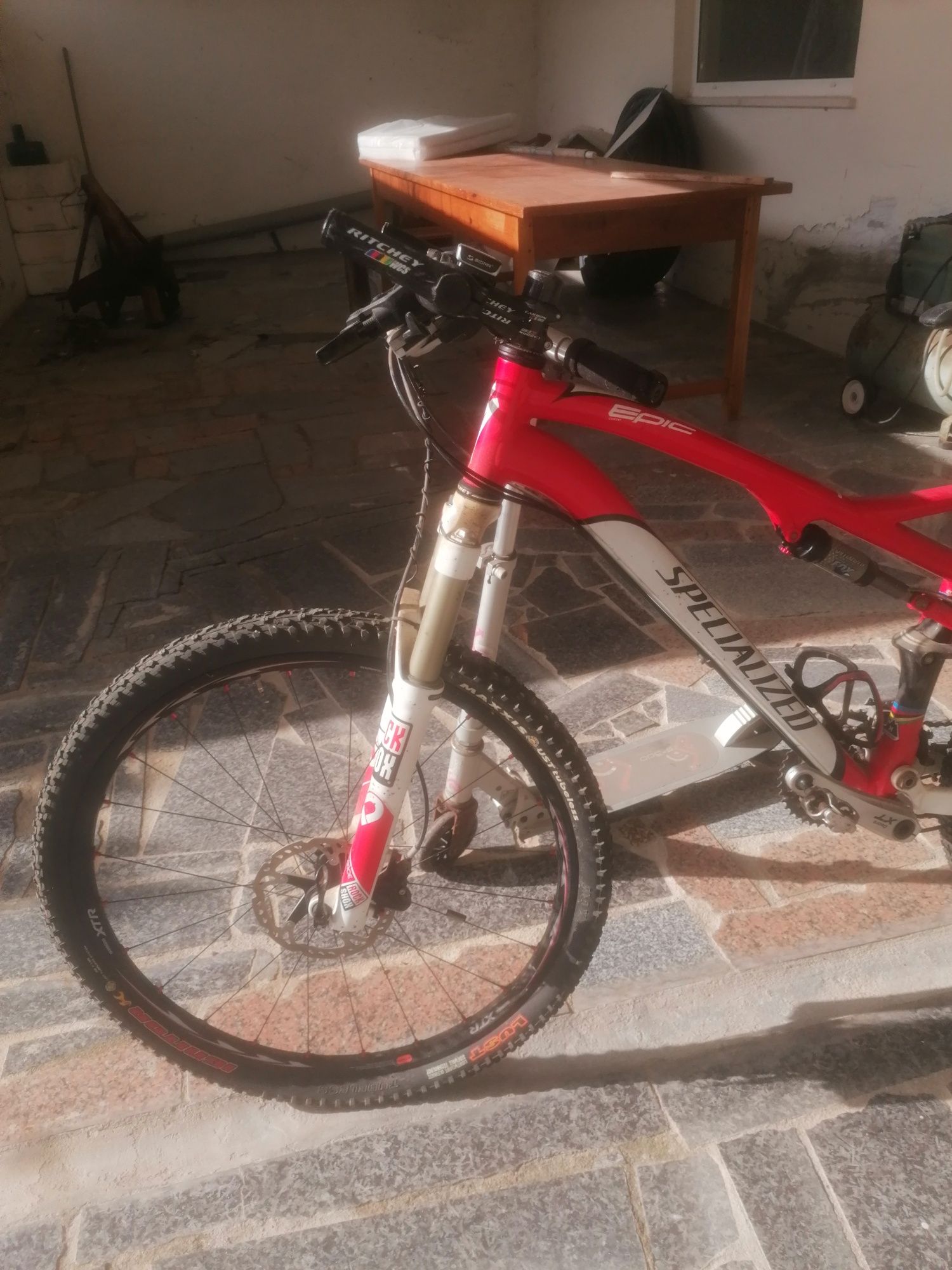 Bicicleta specialized epic M roda 26