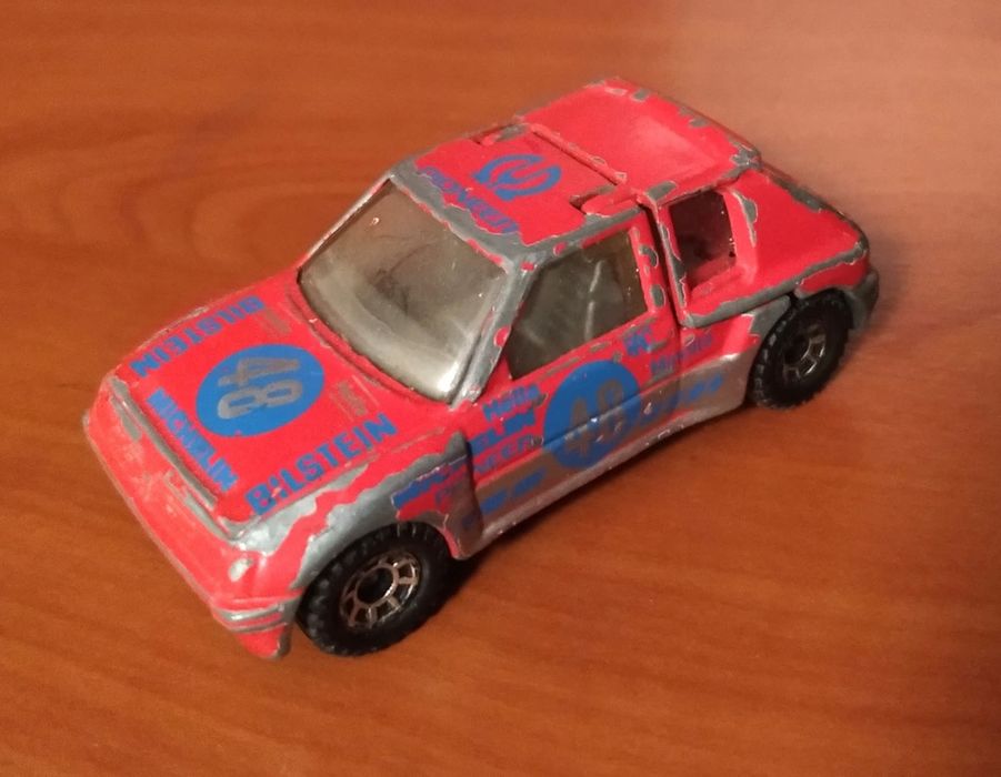 Miniatura vintage - Peugeot 205 Turbo 16 - Matchbox