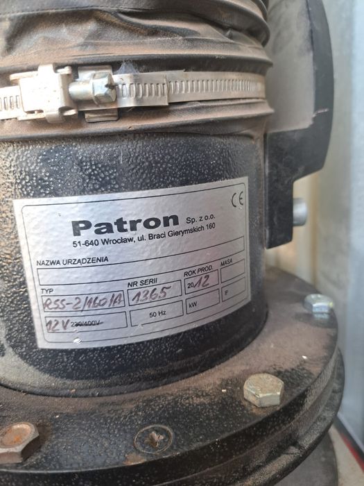 Stół spawalniczy Patron z odciągiem