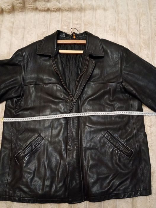 Чоловіча шкіряна курточка,великого розміру батал ОТ 150,в гарному стан