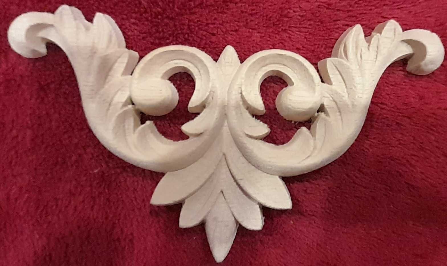 Ornament z drewna kolor surowe drewno 13x7cm