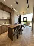 Сдам квартиру посутосно 250м от моря 10 ст. фонтана Platinum apartment