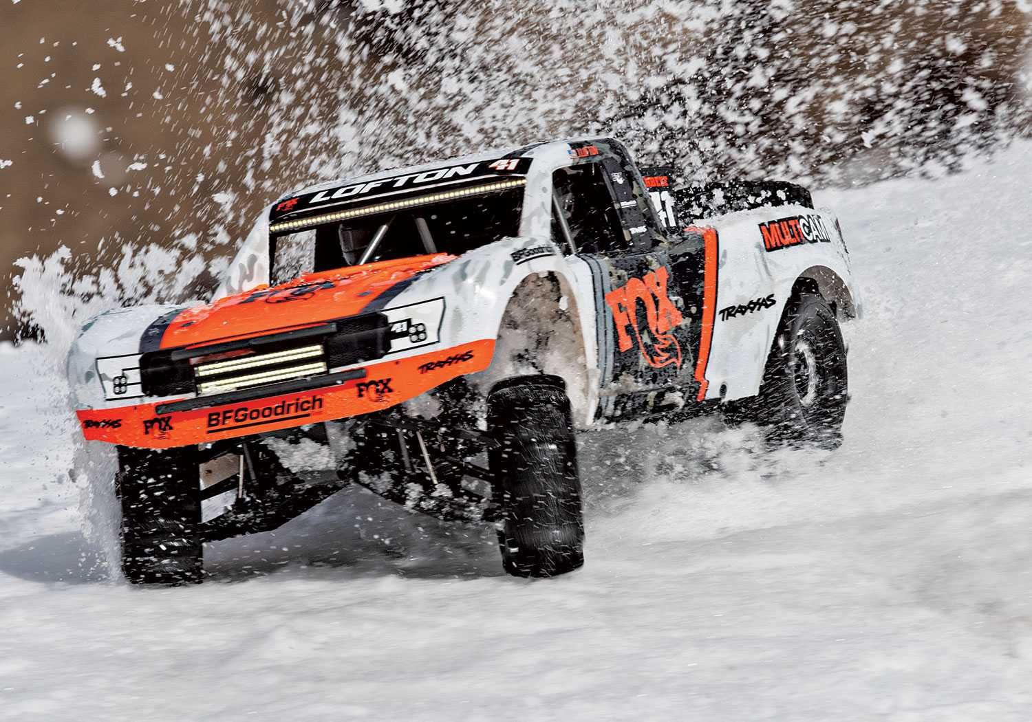 Traxxas Unlimited Desert Racer на радио управлении