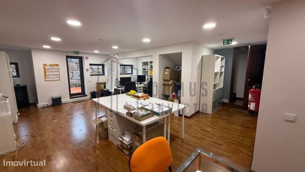 Salas/Escritórios para arrendamento