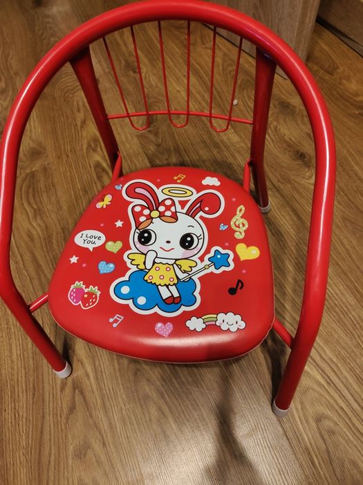 Krzesełko dziecięce