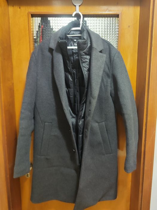 Sobretudo cinzento C&A