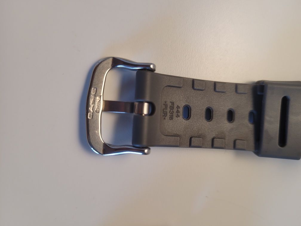 Zegarek Casio G-Shock DW-5600 bezel I pasek szary