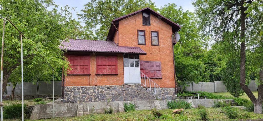 Окремий будинок на Леваді!