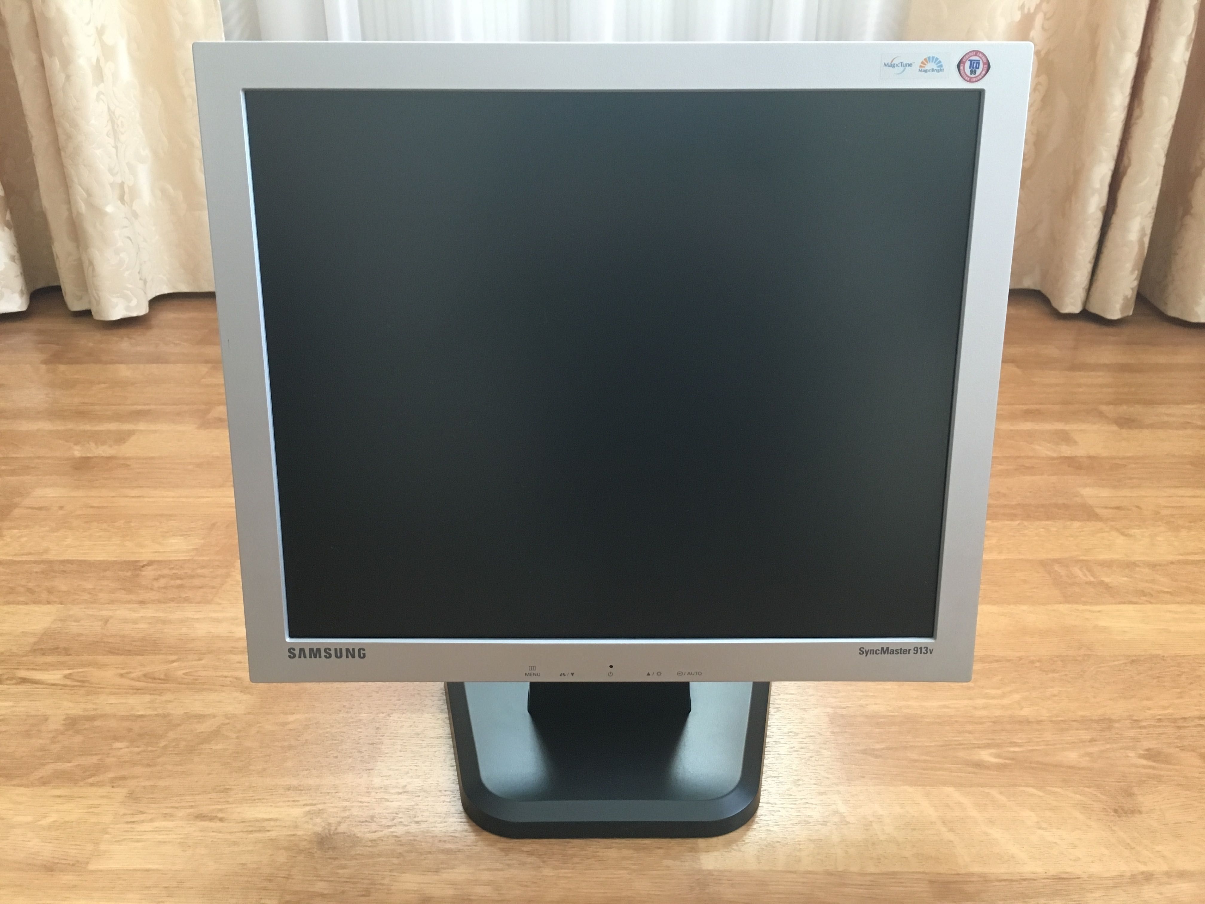 Монітор / монитор  19" Samsung SyncMaster 913V