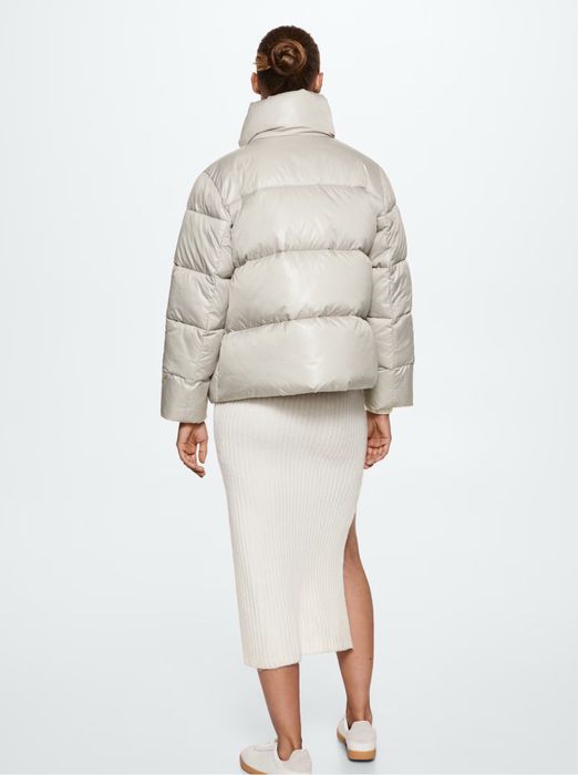 Продам куртку Mango