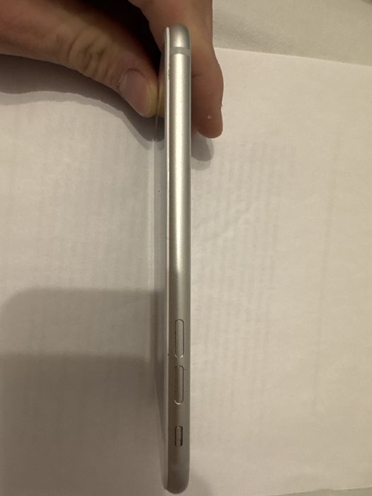 Iphone 8 64 gb white piękny