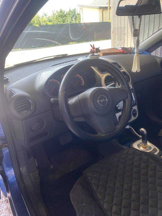 Opel Corsa 1.2 Бензин