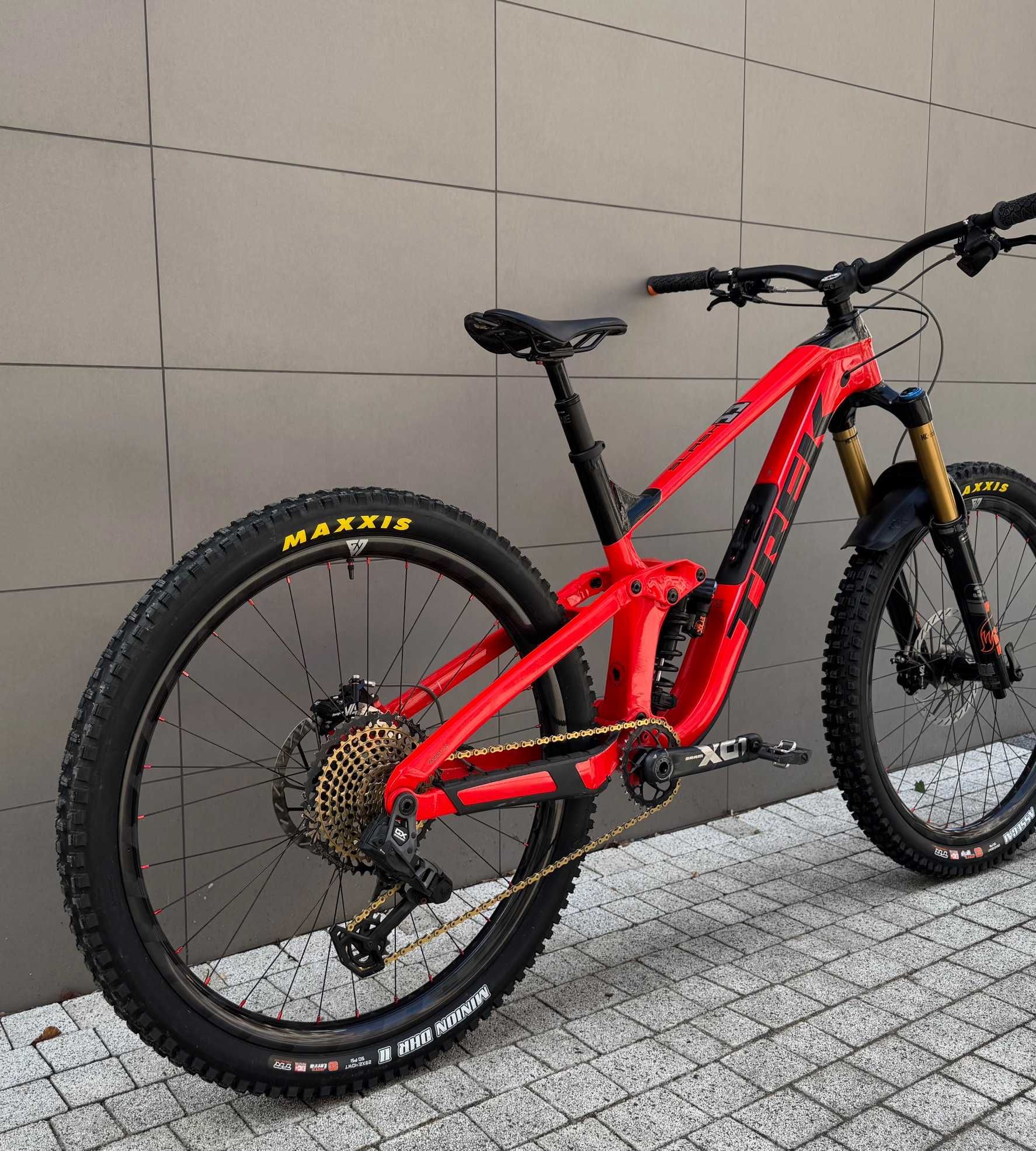 Trek Slash | 2021 | Custom Project | Gen5 | i9 Hydra | Carbon | 29''