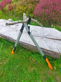 * WYNAJEM * Sekator Fiskars powergear x lx98