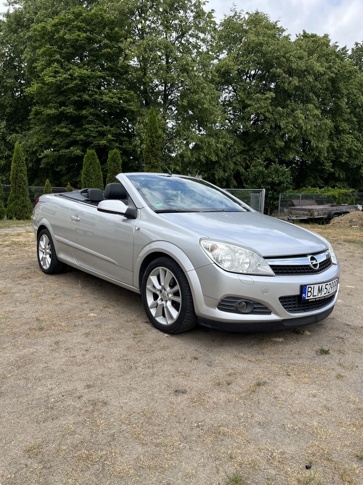 Opel Astra TwinTop 1.8 140km KeylessGo Multifunkcja Radio 2DIN
