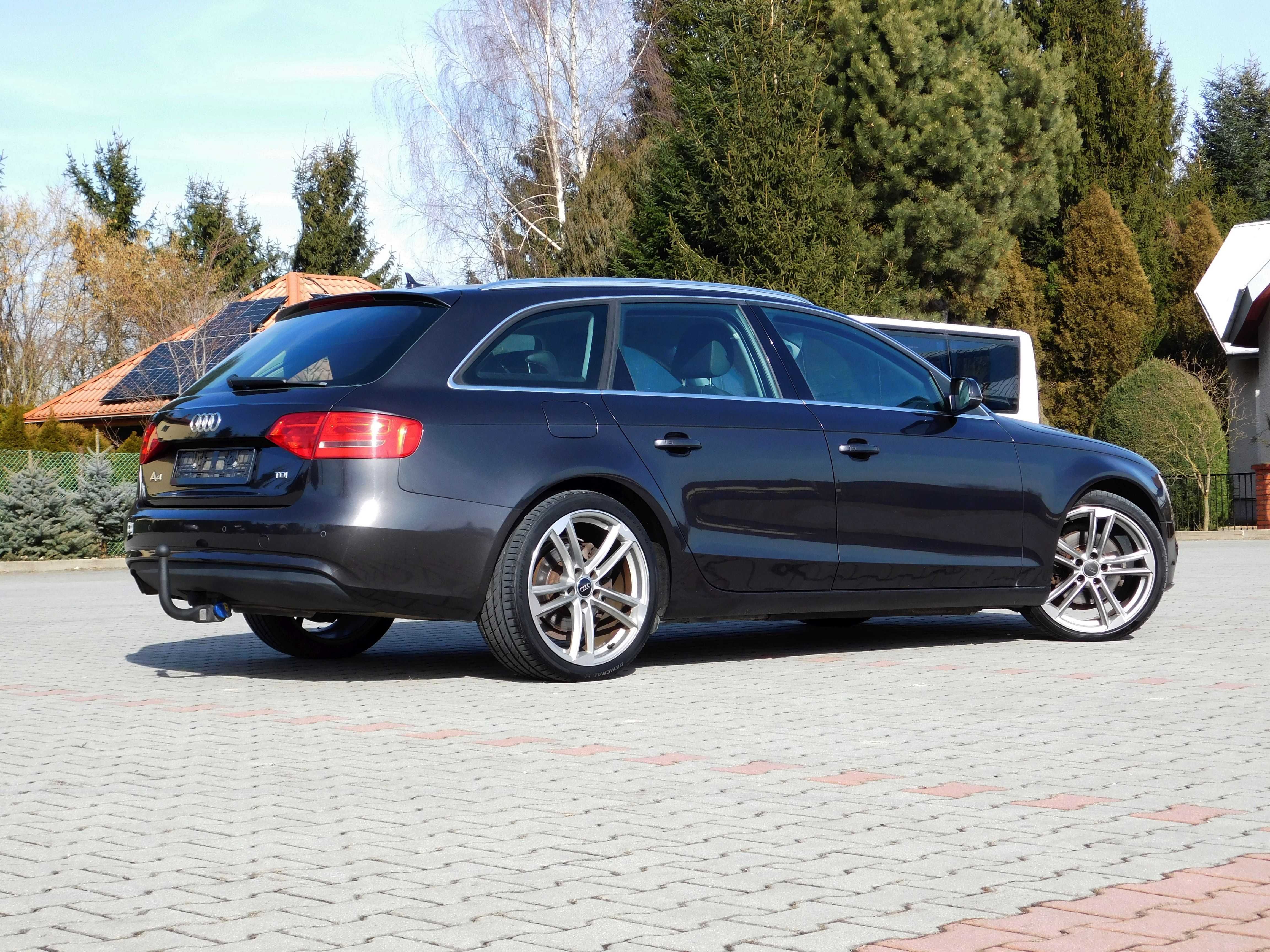 Audi A4**2.0TDI**Lift**Navi**Skóry**Grzane Fotele**Oryginał Przebieg**