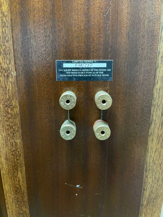 Colunas Chão Opera Caruso, edição limitada, 3 vias, 20/150 Watts