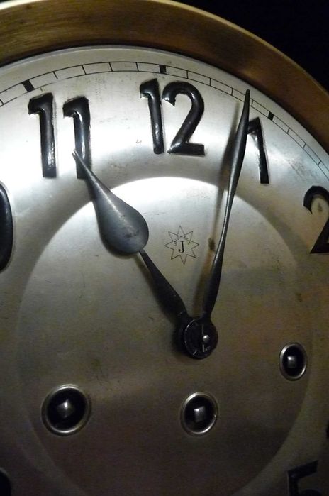 Piękny, duży zegar kwadransowy Junghans, sprawny,antyk, po renowacji