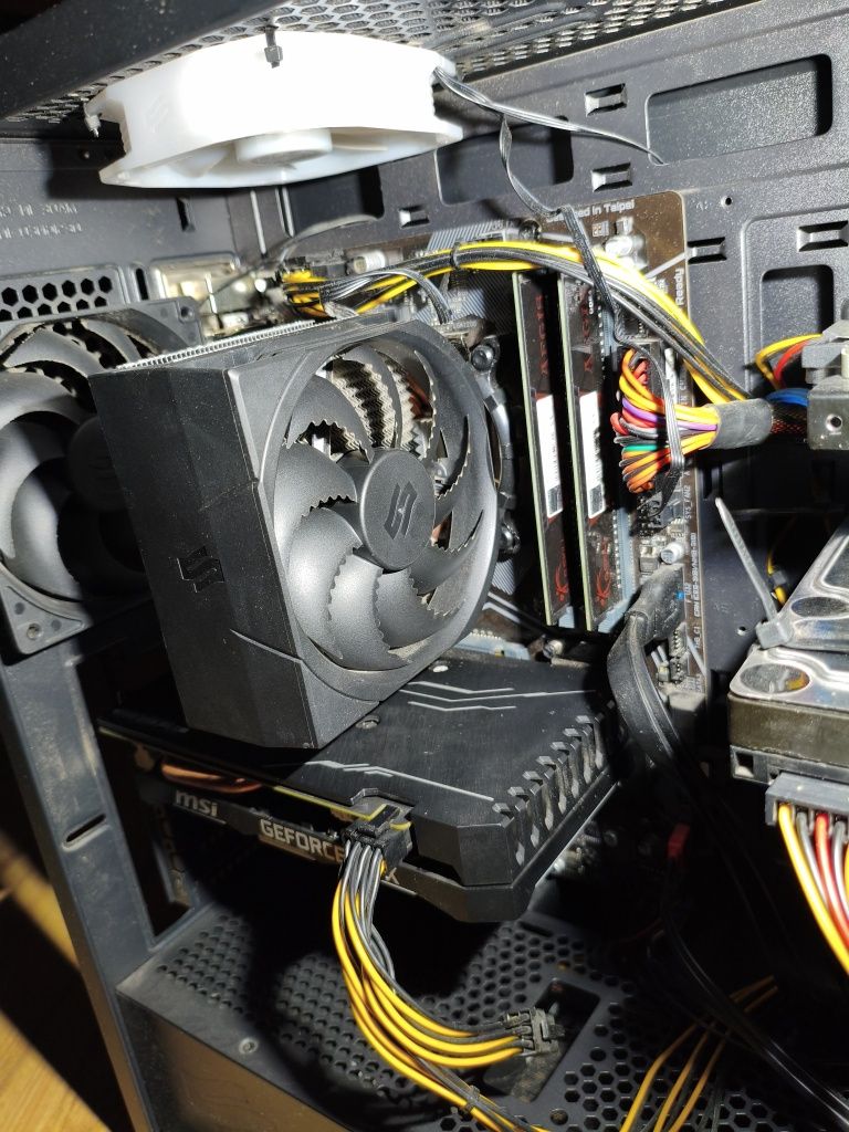 Komputer stacjonarny do gier 1660ti/i5 10400f