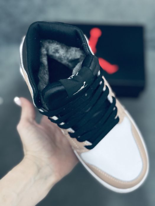 Женские зимние кроссовки Nike Air Retro Jordan 1 зима кожа мех
