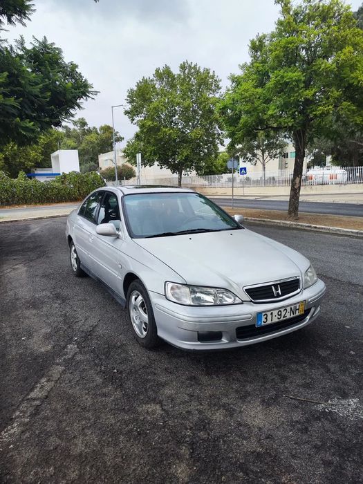 Honda Accord 2.0 ES