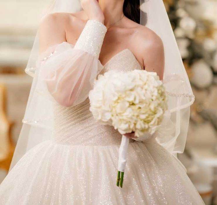 Продам Весільню сукню