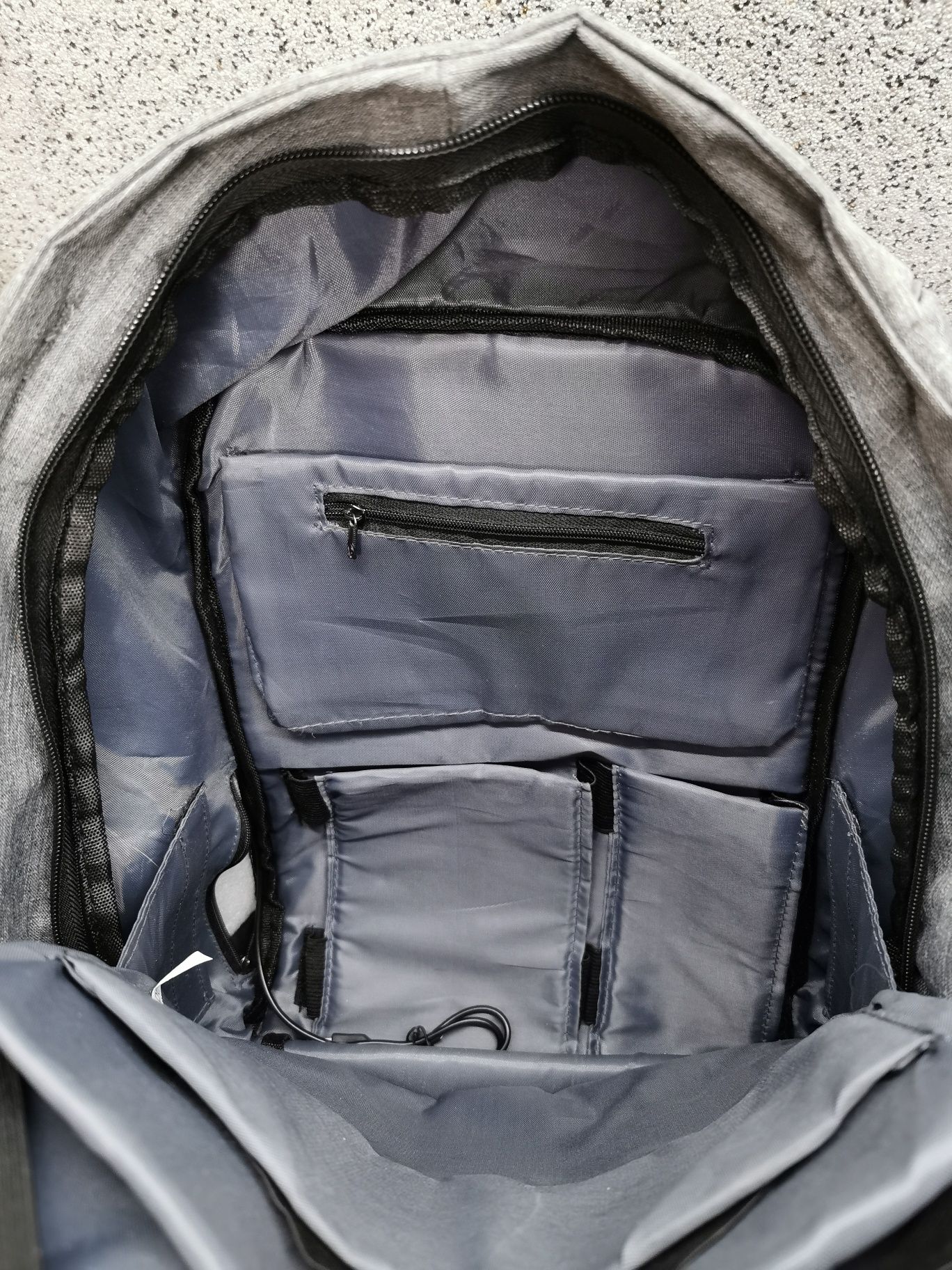 Plecak Vodafone sportowy podróżny szkolny na laptopa