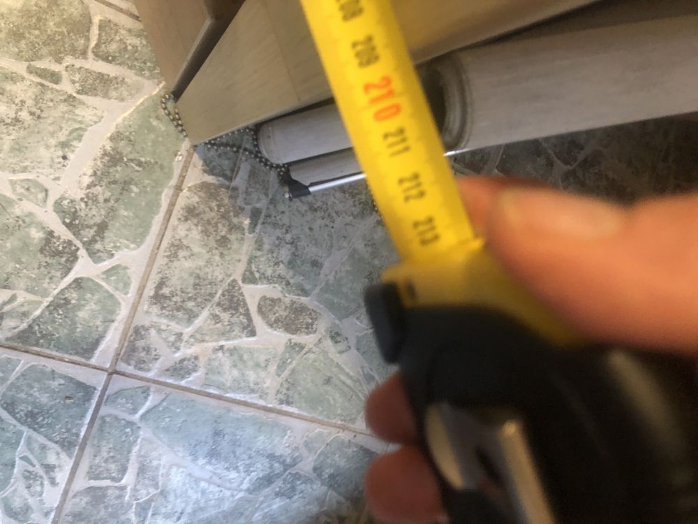 Łozko z zaglowkiem Ikea z materacem i pojemnymi szufladami