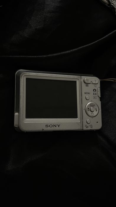 Sony Cyber-shot DSC-S930