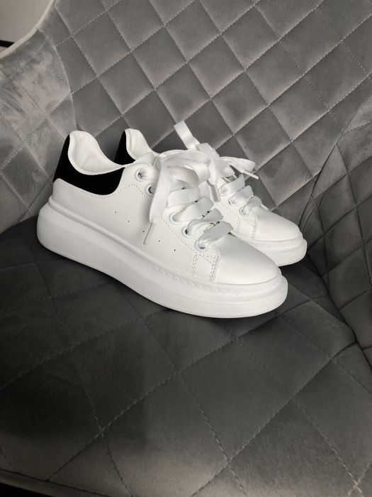 Nowe białe Adidasy Alexander McQueen rozmiar 36