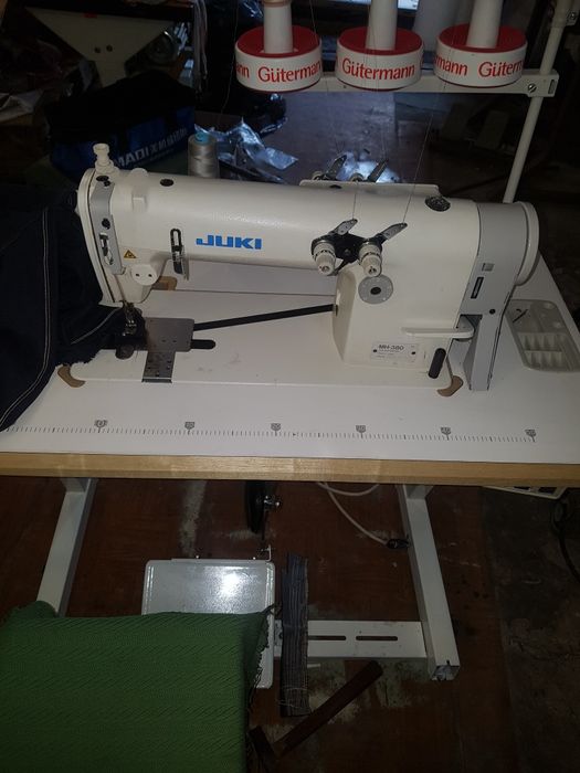 продам швейне обладнання б/у