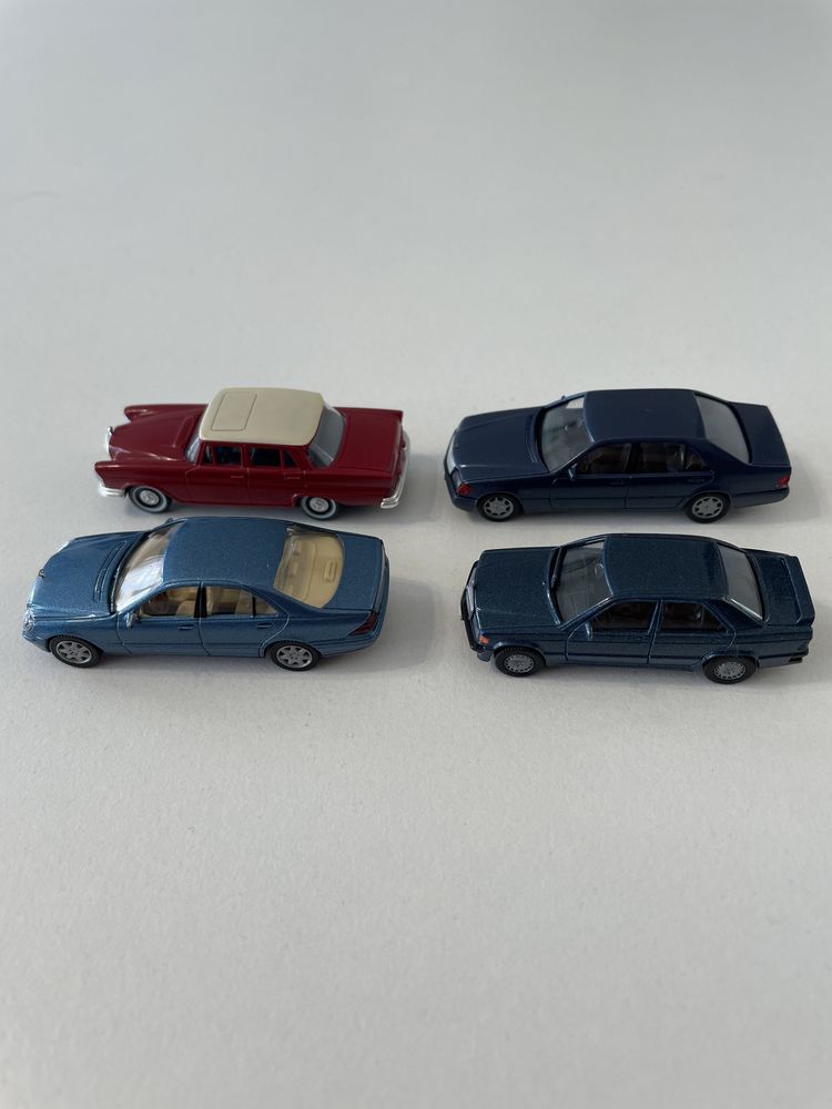 Zestaw 4 modele Mercedes w skali 1:87 firmy Herpa i Wiking 1/87 miniH0