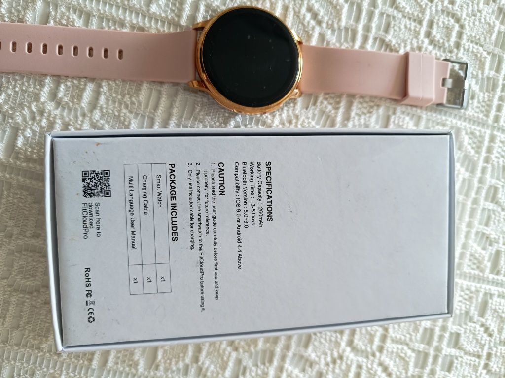 Melanda Smartwatch różowe złoto pasek +bransoletka
199,00 zł